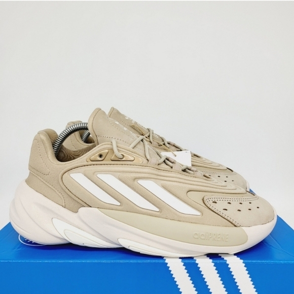 New Adidas Ozelia Women's Running Shoes Size 9 - Picture 4 of 9